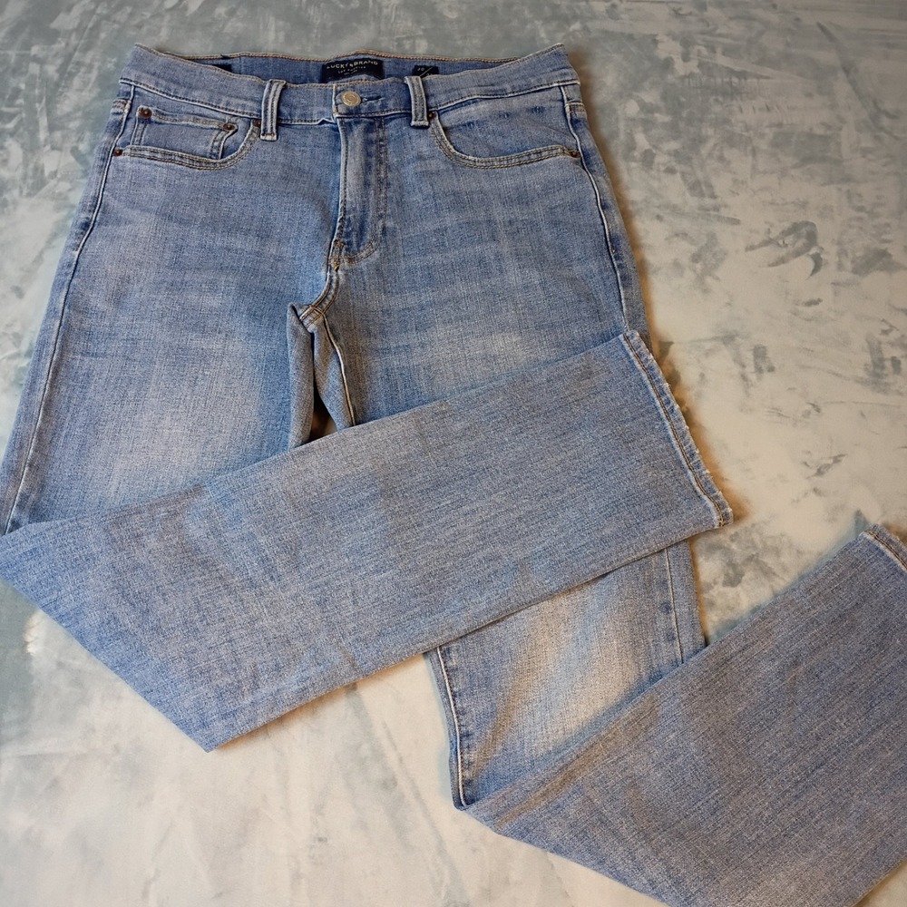 Lucky Brand 410 Athletic Slim Jeans Mens 30x30 Light‎ Wash Blue Denim Pants